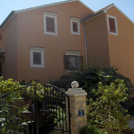 Apartments Beba Mali Lošinj Eksteriør bilde