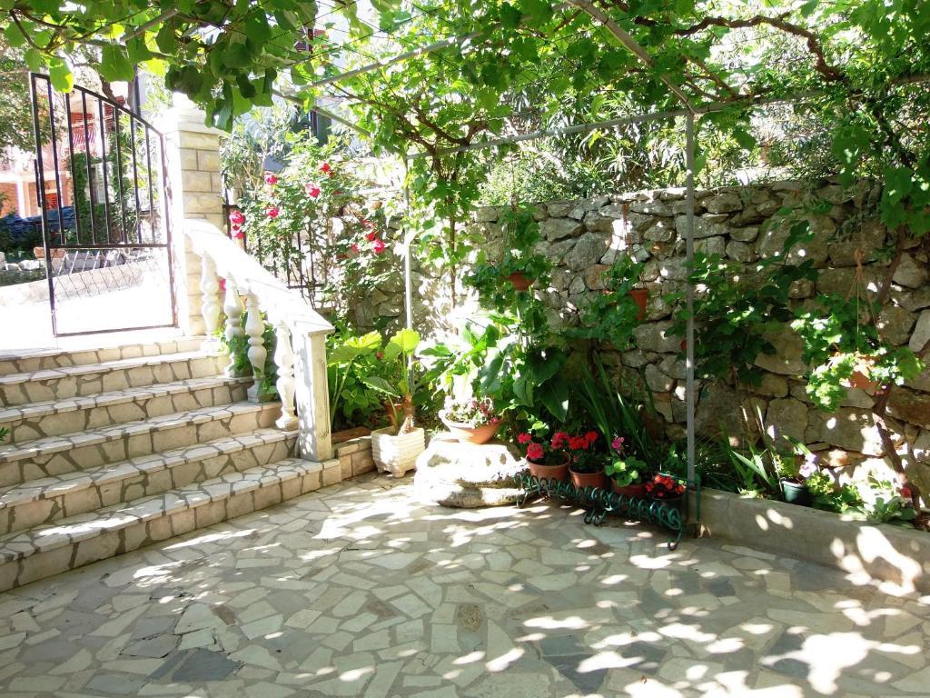 Apartments Beba Mali Lošinj Eksteriør bilde