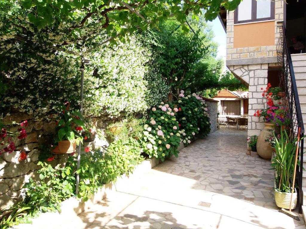 Apartments Beba Mali Lošinj Rom bilde