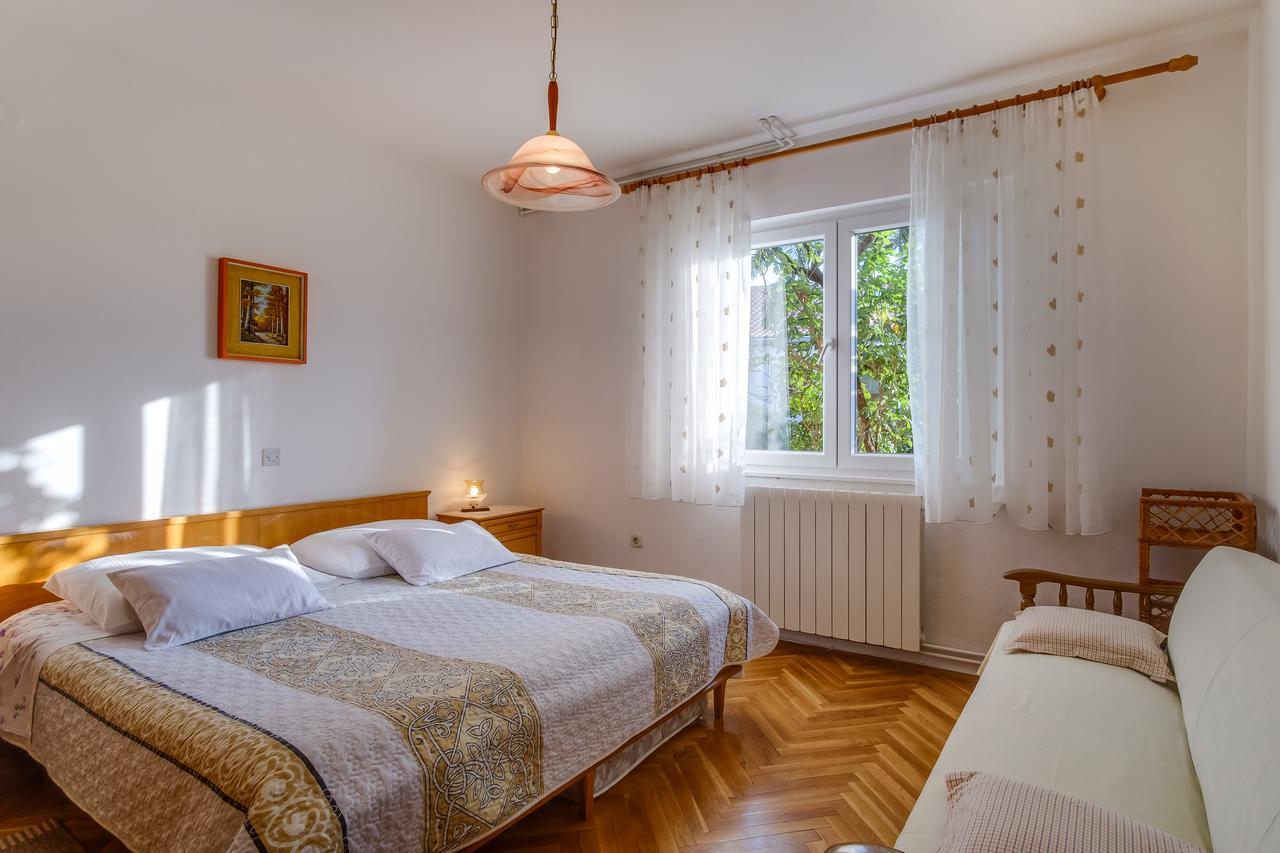 Apartments Beba Mali Lošinj Eksteriør bilde