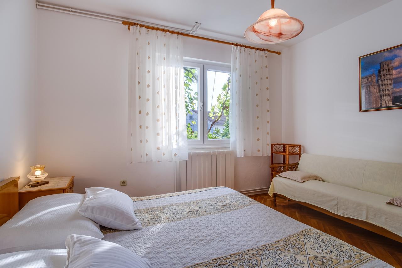 Apartments Beba Mali Lošinj Eksteriør bilde