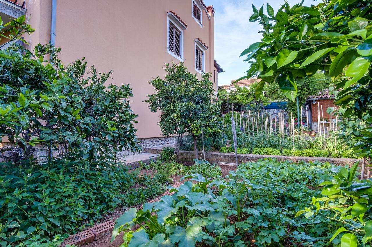 Apartments Beba Mali Lošinj Eksteriør bilde