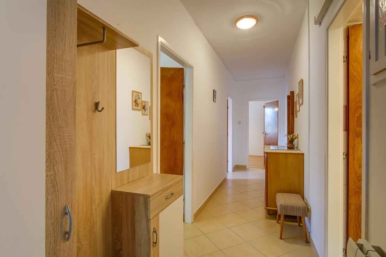 Apartments Beba Mali Lošinj Eksteriør bilde